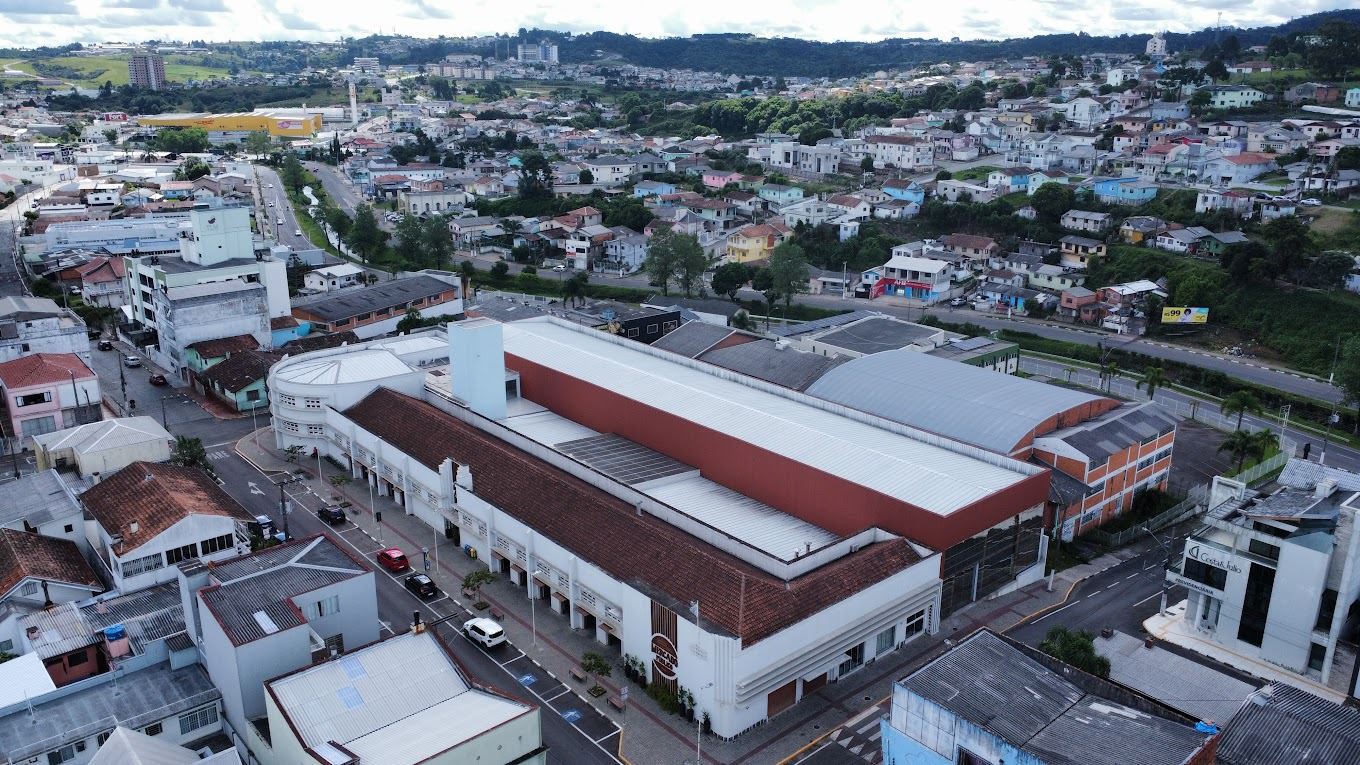 Vista aérea do Mercado Público Municipal, obra da Bee Engenharia